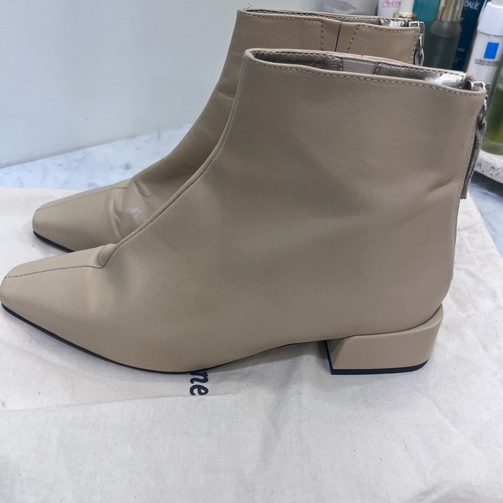 About Arianne leather zip up boots